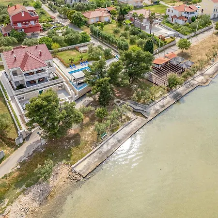 Διαμέρισμα In Mrljane